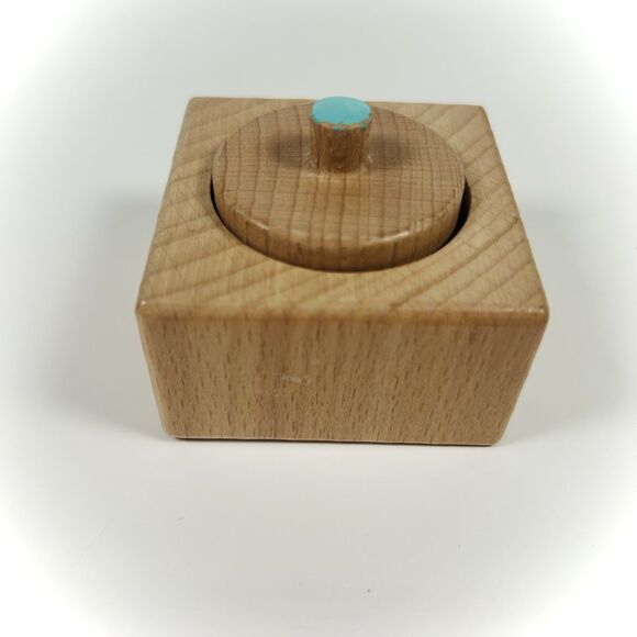 Lovevery The Thinker Pincer Puzzle Wooden Motor Skills Developmental Montessori - Picture 5 of 7